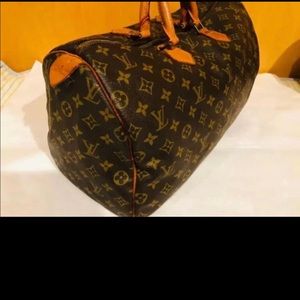 Louis Vuitton Speedy 40